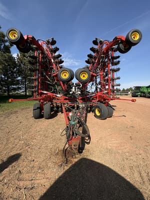 2010 Bourgault 3310 Image