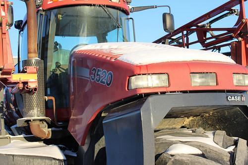 Image of Case IH Titan 3520 equipment image 2