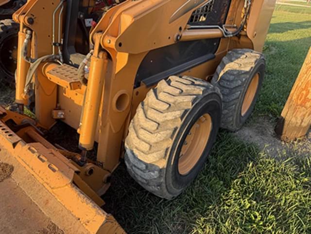 Image of Case 430 Series 3 equipment image 2