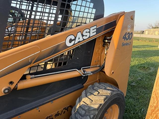 Image of Case 430 Series 3 equipment image 4