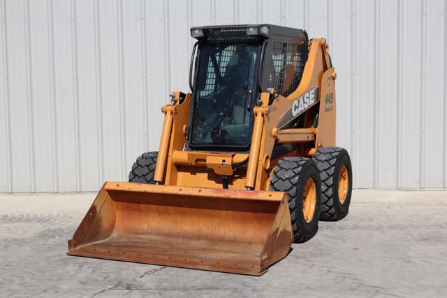 Image of Case 445 Series 3 equipment image 2