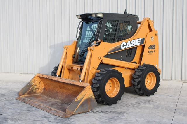 Image of Case 465 Series 3 equipment image 3