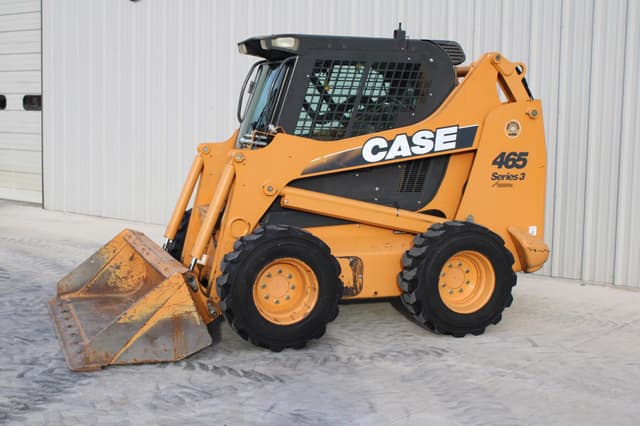 Image of Case 465 Series 3 equipment image 4