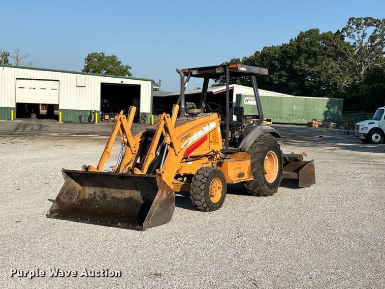 2010 Case 570M XT Equipment Image0