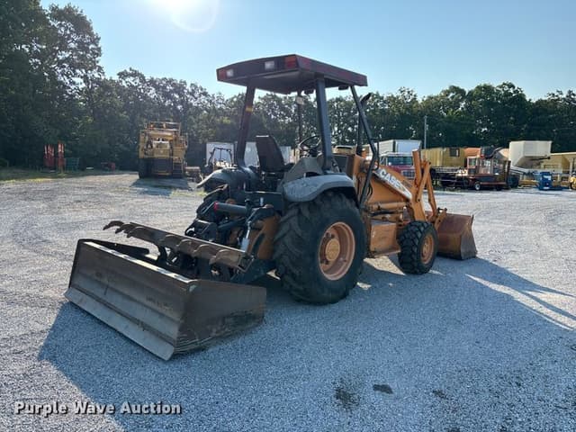 Image of Case 570M XT equipment image 4