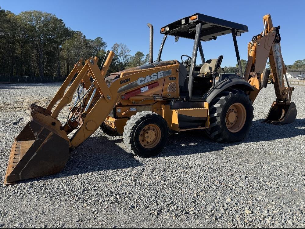 2010 Case 580N Equipment Image0