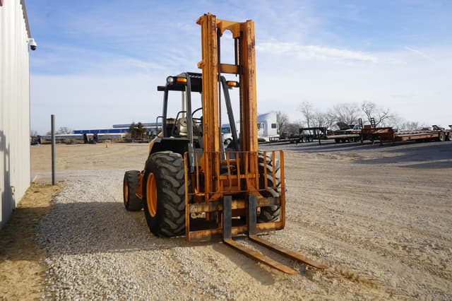 Image of Case 586G equipment image 4