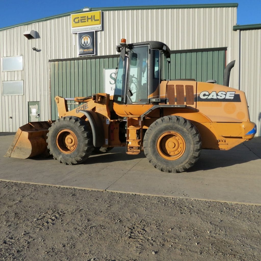 2010 Case 621E Equipment Image0