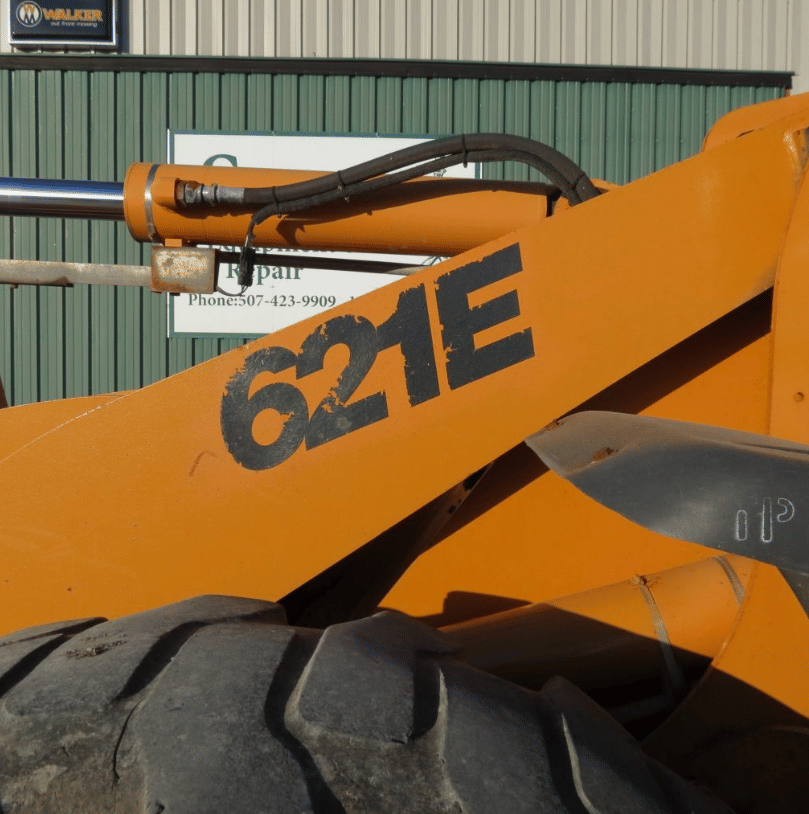 2010 Case 621E Equipment Image0