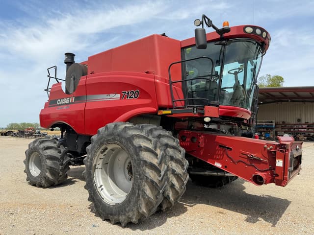 Image of Case IH 7120 equipment image 1