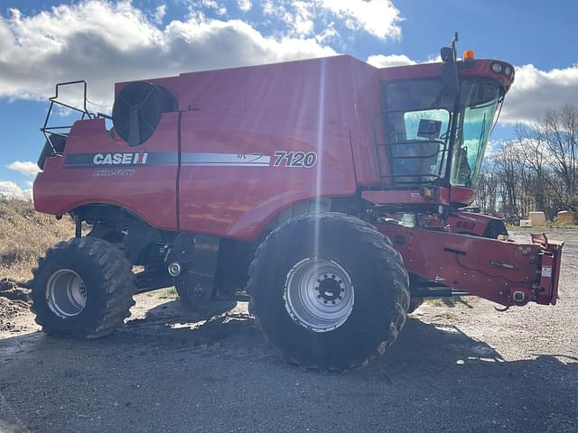 Image of Case IH 7120 equipment image 3