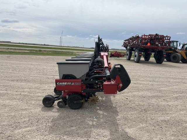 Image of Case IH 1230 equipment image 3