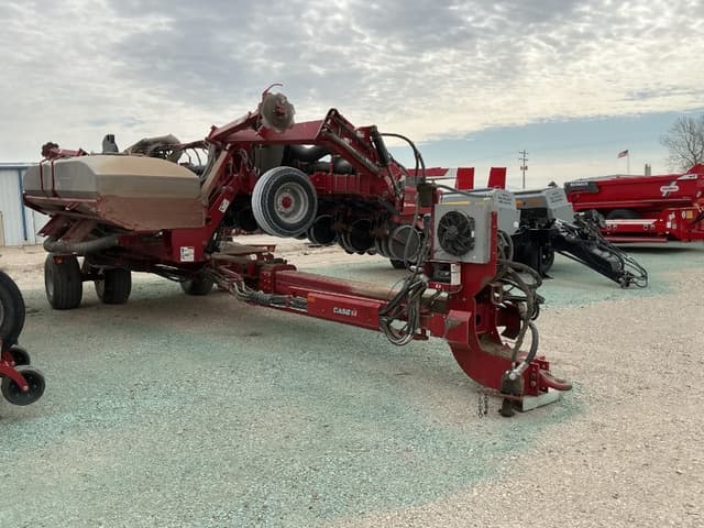Image of Case IH 1240 equipment image 1