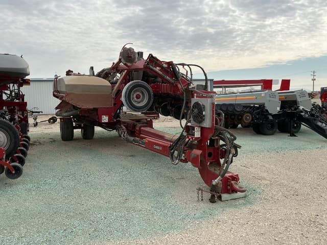 Image of Case IH 1240 equipment image 2