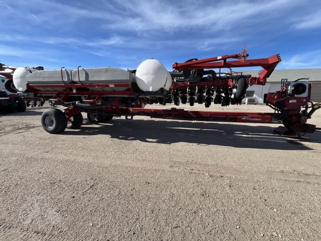 Image of Case IH 1240 equipment image 3