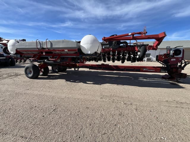 Image of Case IH 1240 equipment image 3