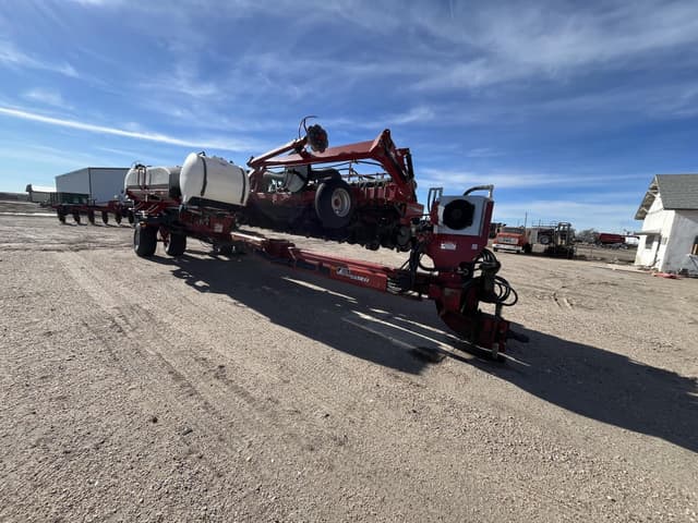 Image of Case IH 1240 equipment image 1