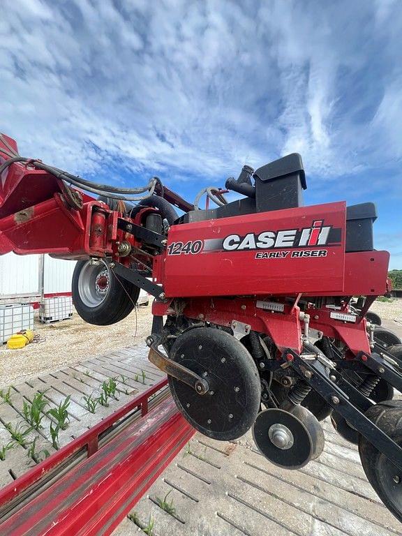 Image of Case IH 1240 Primary Image