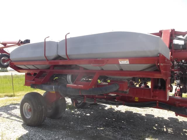 Image of Case IH 1240 equipment image 4