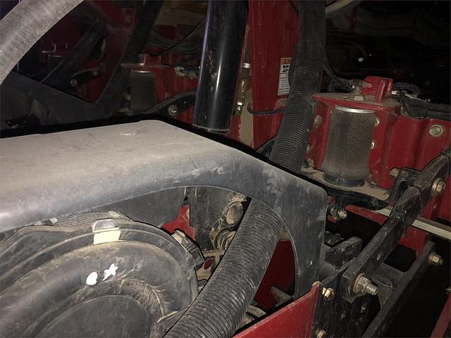 Image of Case IH 1250 equipment image 3