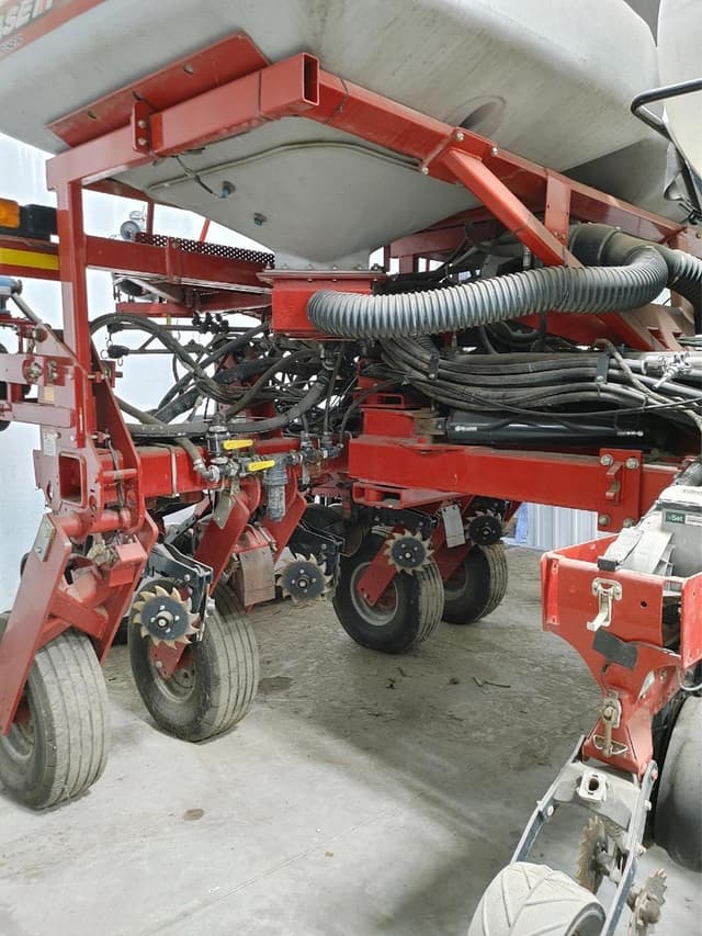 Image of Case IH 1250 equipment image 2