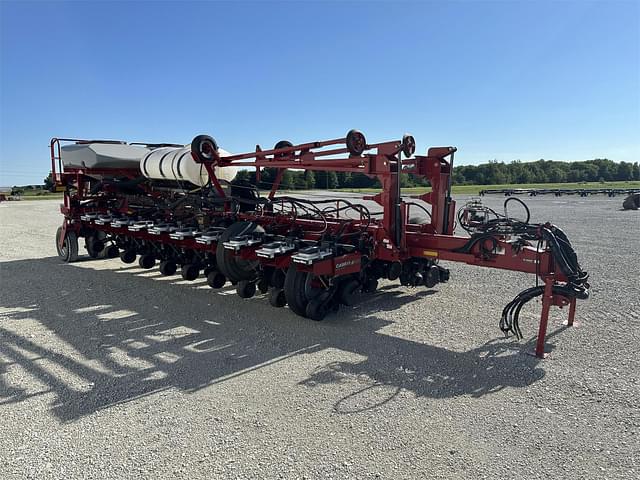 Image of Case IH 1250 equipment image 1