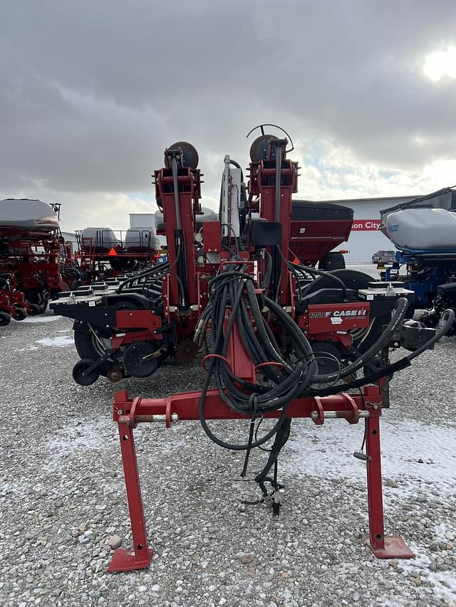 Image of Case IH 1250 equipment image 3