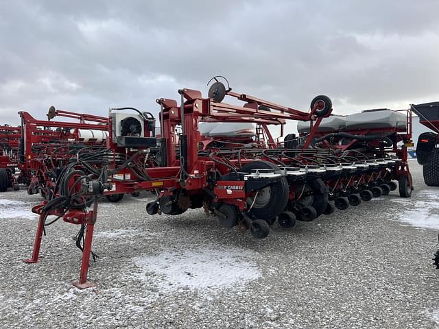 Image of Case IH 1250 equipment image 4