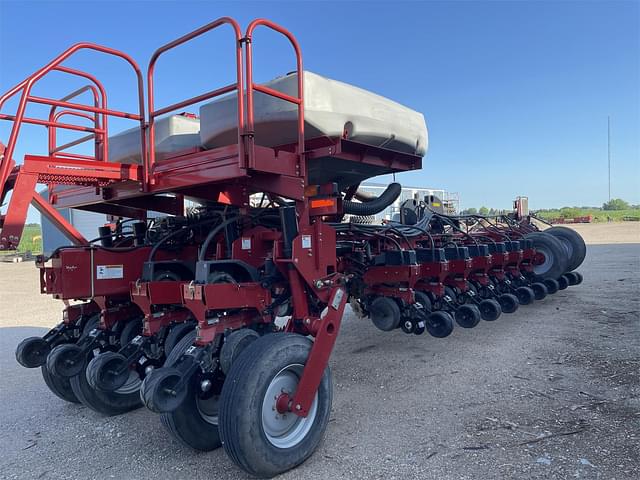 Image of Case IH 1250 equipment image 4