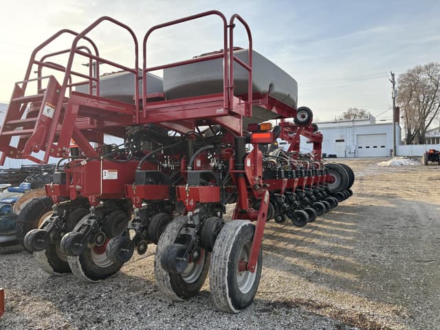 Image of Case IH 1250 equipment image 3