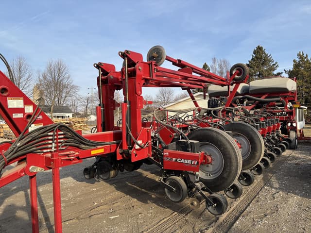 Image of Case IH 1250 equipment image 1