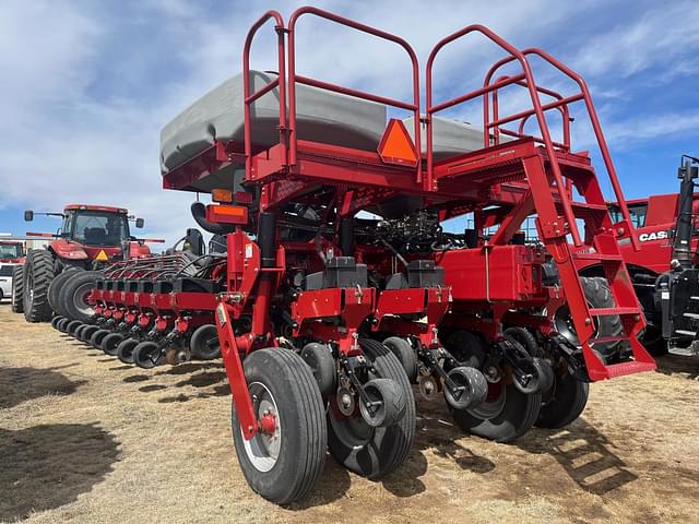 Image of Case IH 1250 equipment image 2