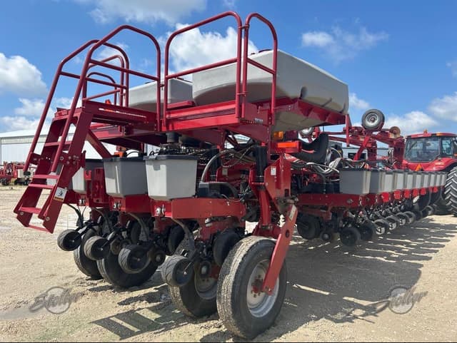 Image of Case IH 1250 equipment image 2