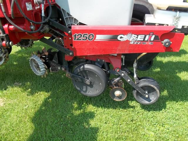 Image of Case IH 1250 equipment image 3