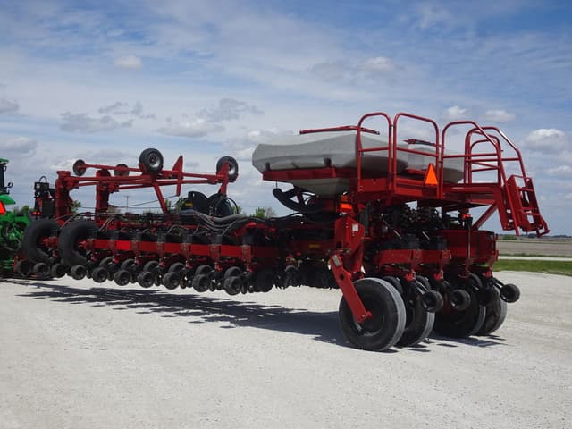Image of Case IH 1250 equipment image 4