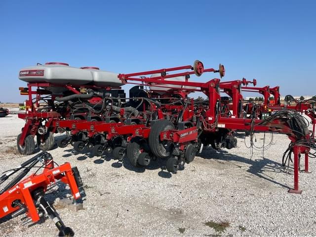 Image of Case IH 1250 equipment image 2