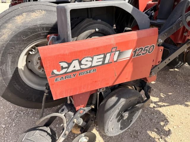 Image of Case IH 1250 equipment image 2