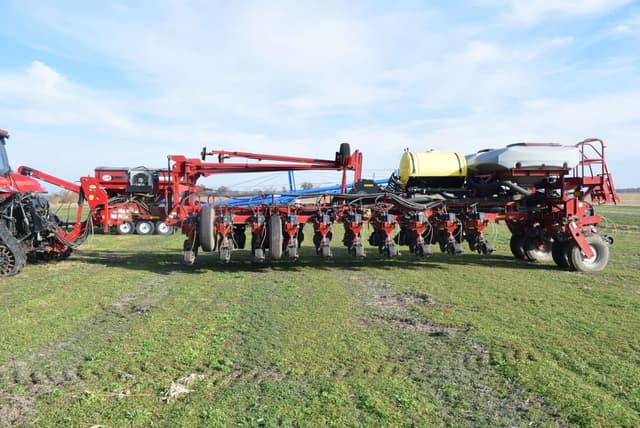 Image of Case IH 1250 equipment image 1