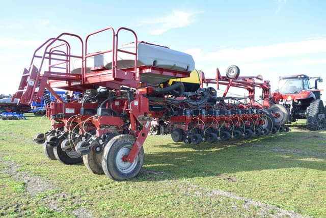 Image of Case IH 1250 equipment image 4