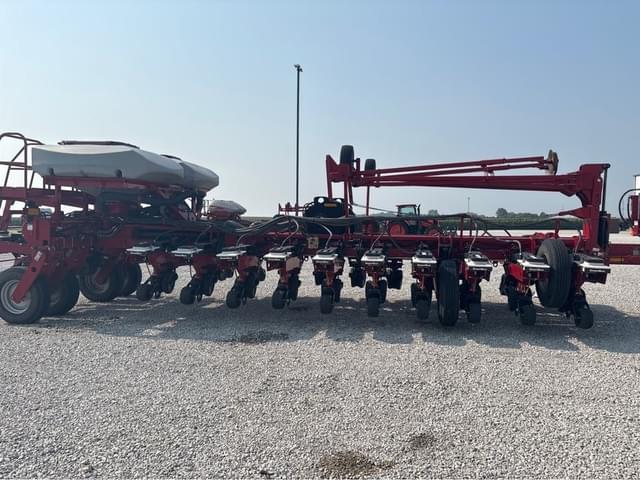 Image of Case IH 1250 equipment image 1