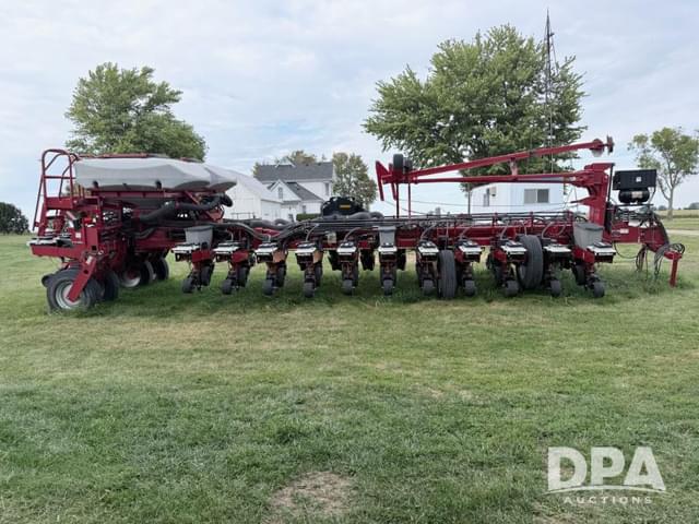 Image of Case IH 1250 equipment image 1