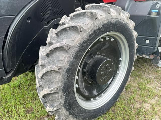 Image of Case IH Magnum 290 equipment image 2