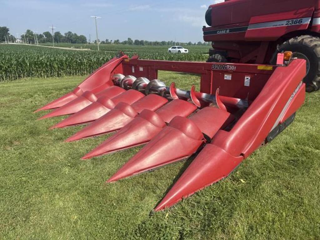 Image of Case IH 3206 Primary image