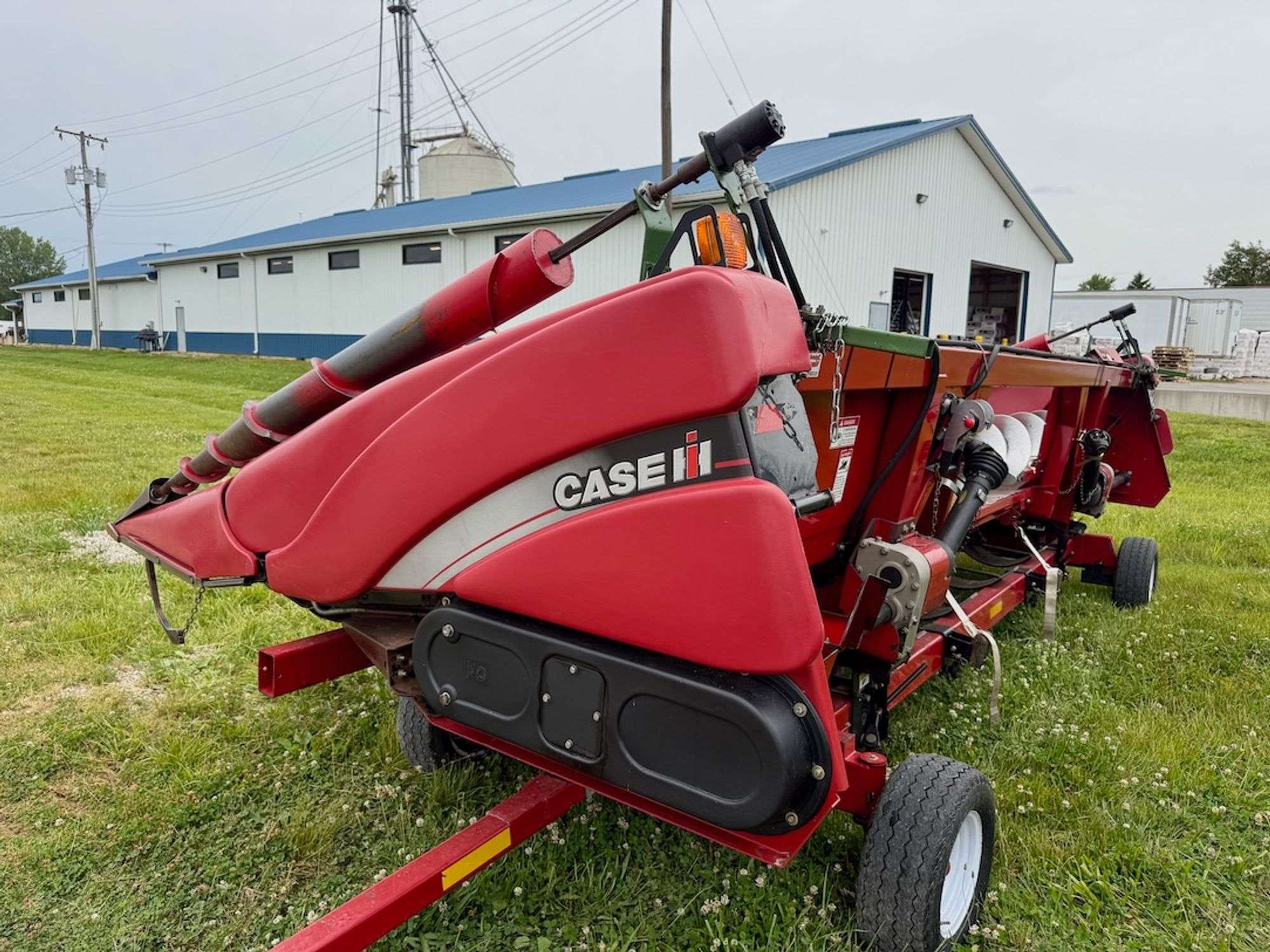2010 Case IH 3208 Equipment Image0