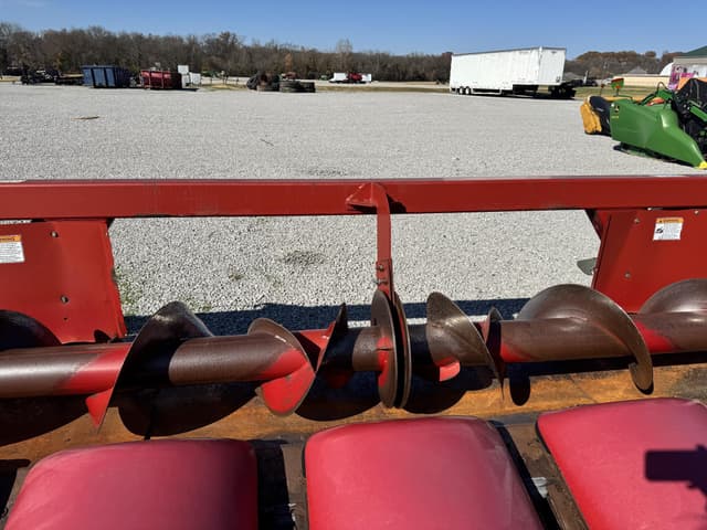 Image of Case IH 3212 equipment image 4