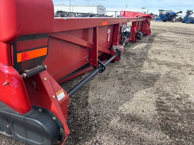 Image of Case IH 3212 equipment image 2