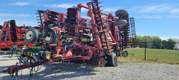 Image of Case IH 330 Turbo Till equipment image 1