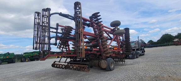 Image of Case IH 330 equipment image 2