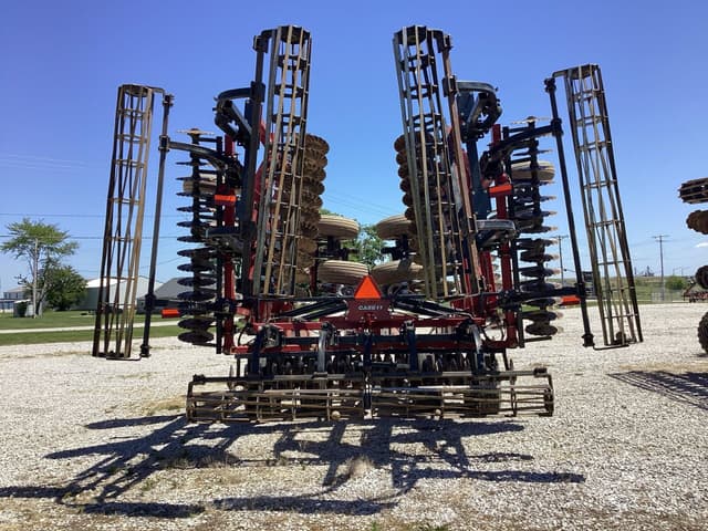 Image of Case IH 330 equipment image 3