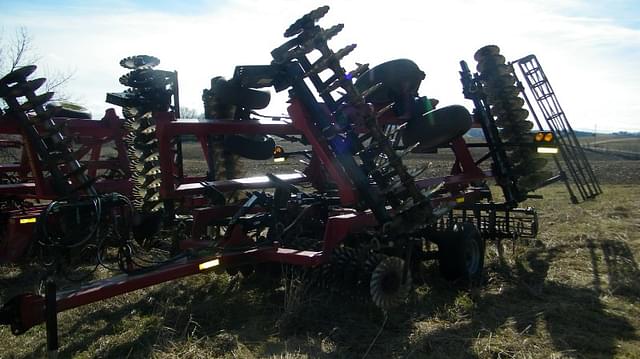 Image of Case IH 330 equipment image 1